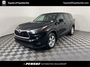 2024 Toyota Highlander LE SUV