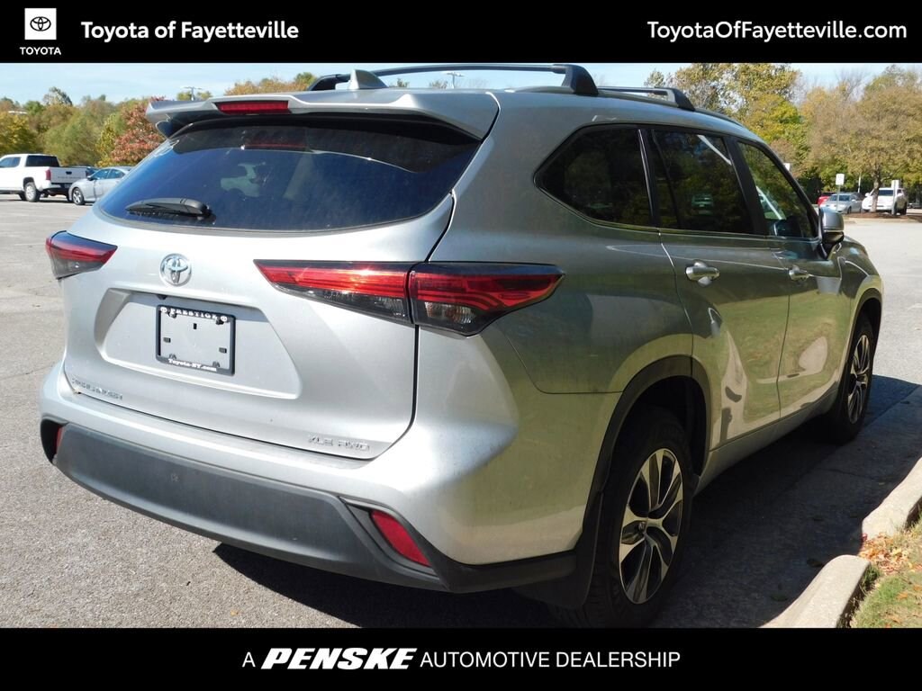Used 2023 Toyota Highlander XLE SUV