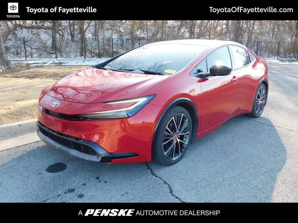 2024 Toyota Prius Hatchback 