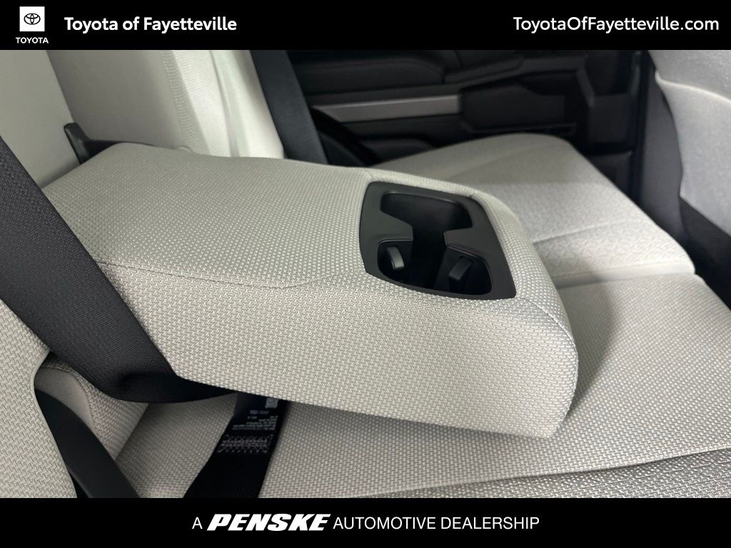 2026 Toyota 4Runner SR5 - Photo 7