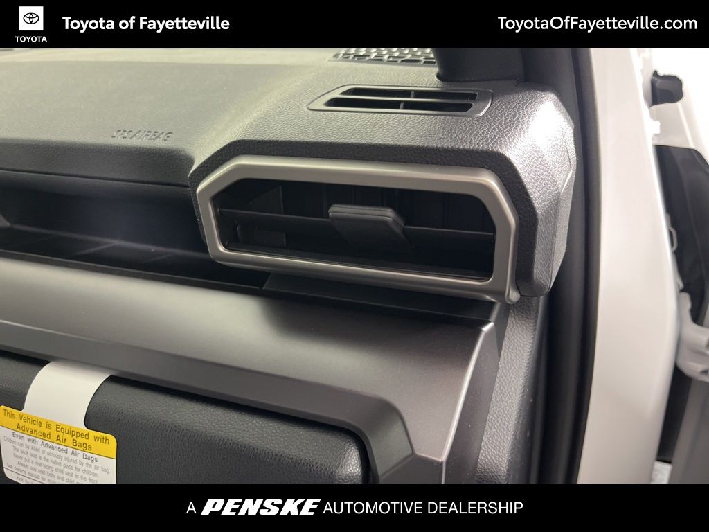 2026 Toyota 4Runner TRD Off-Road - Photo 9