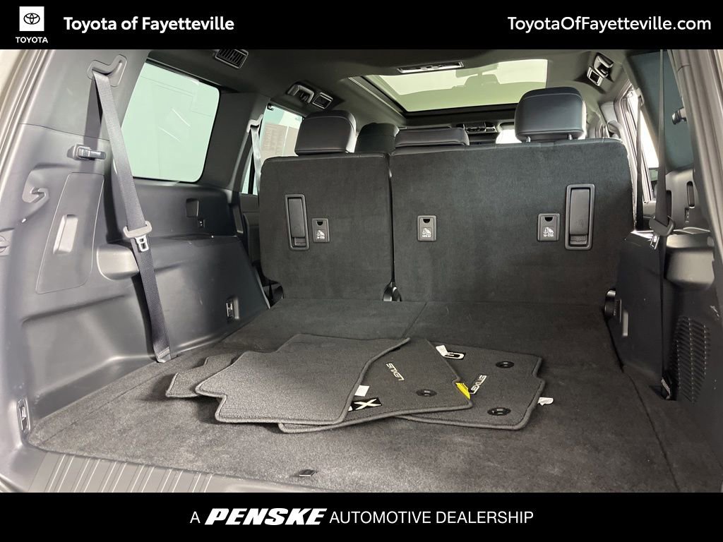 2024 Lexus GX Luxury - Photo 11