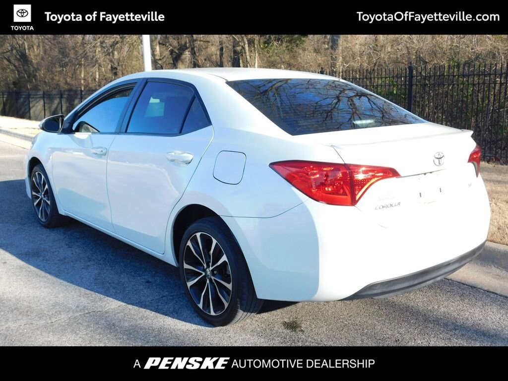 Used 2018 Toyota Corolla SE Sedan