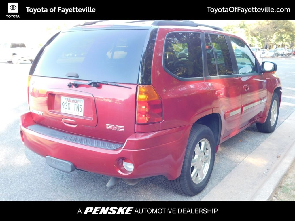 Used 2005 GMC Envoy SLT SUV