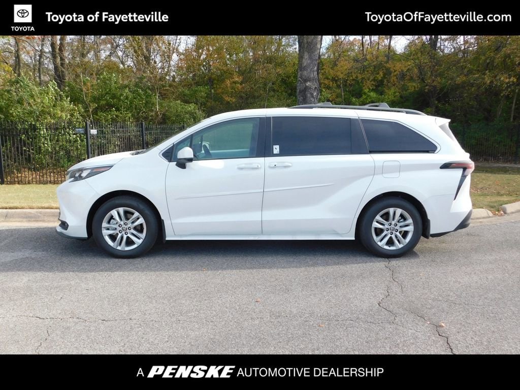Used 2025 Toyota Sienna XLE Van Passenger Van