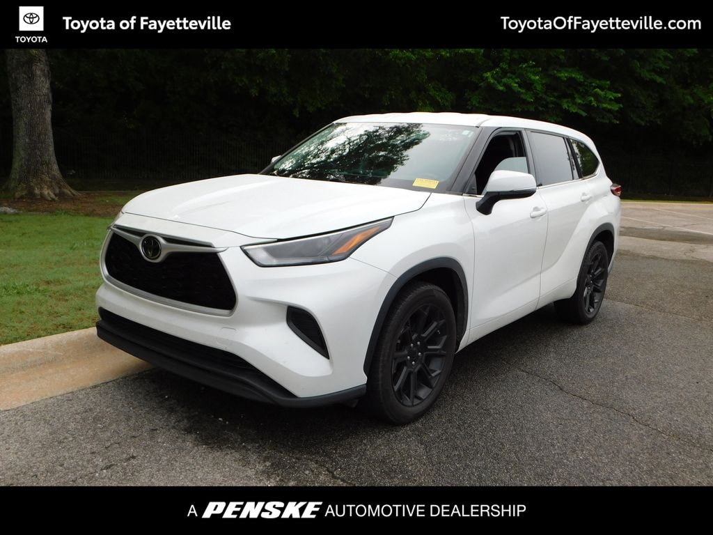 Used 2022 Toyota Highlander L SUV