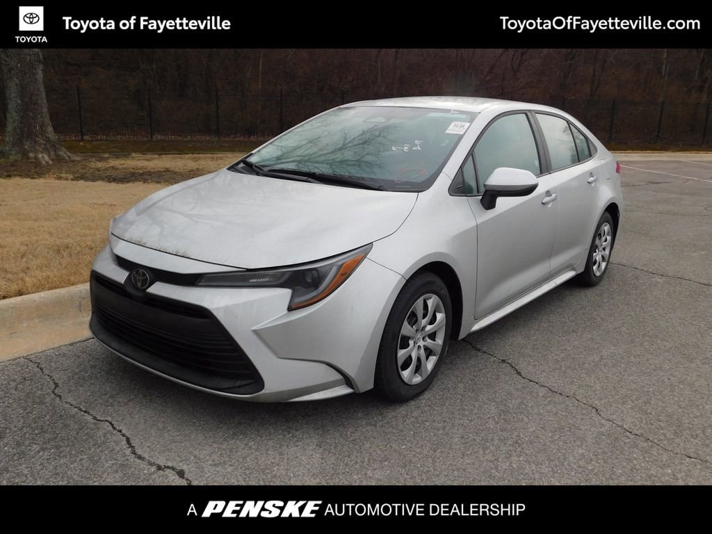 Used 2025 Toyota Corolla LE Sedan