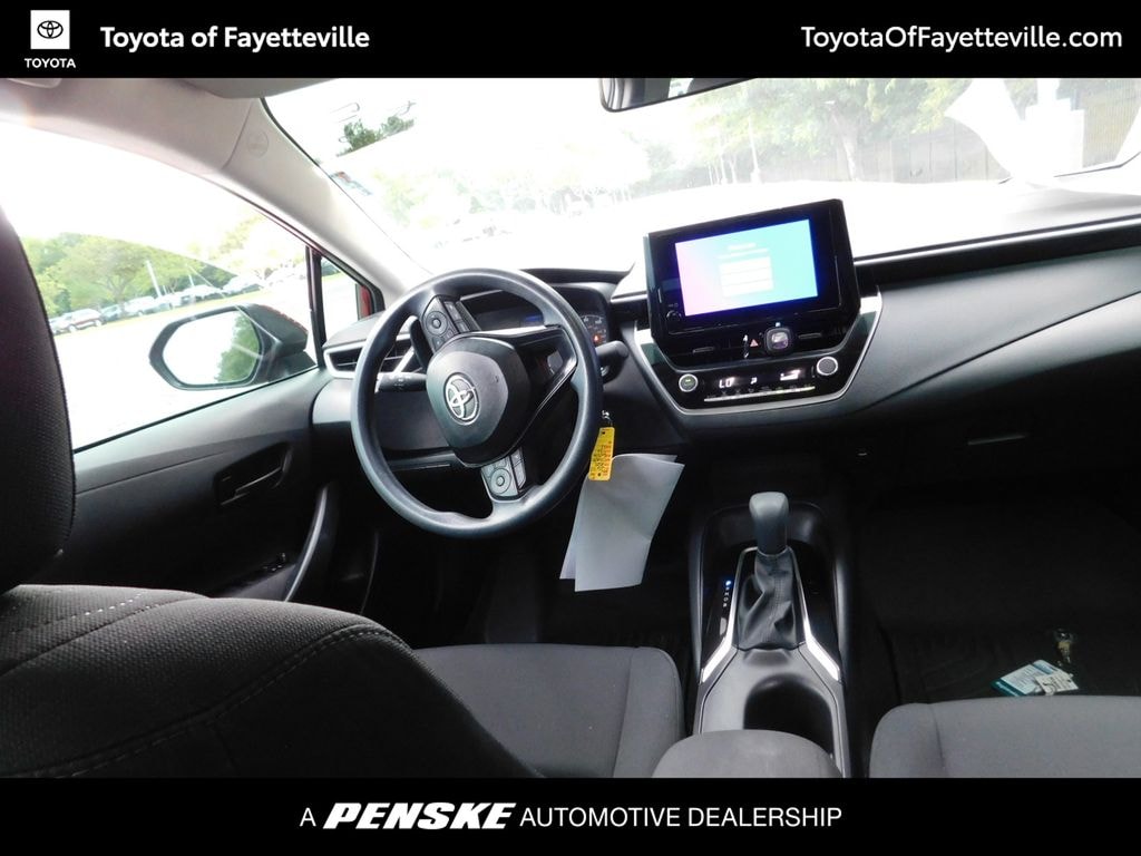 Used 2025 Toyota Corolla LE Sedan