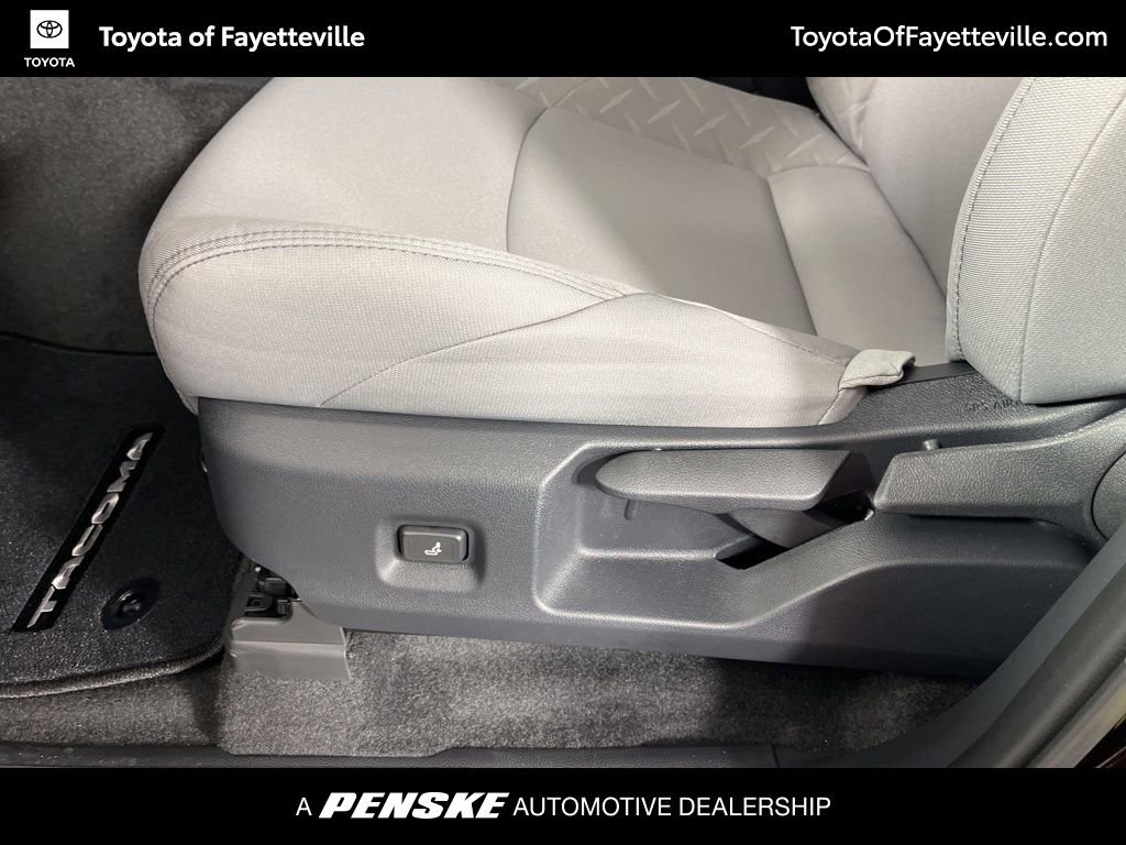 2026 Toyota Tacoma SR5 - Photo 21