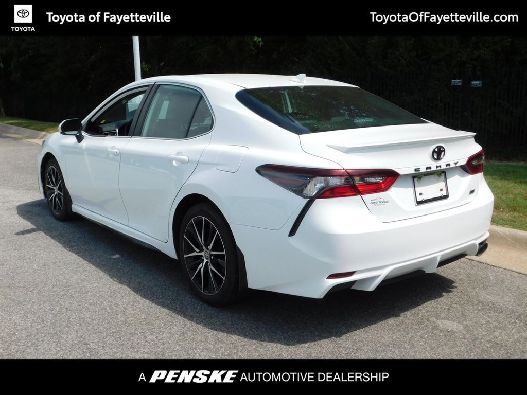 Used 2023 Toyota Camry SE Sedan