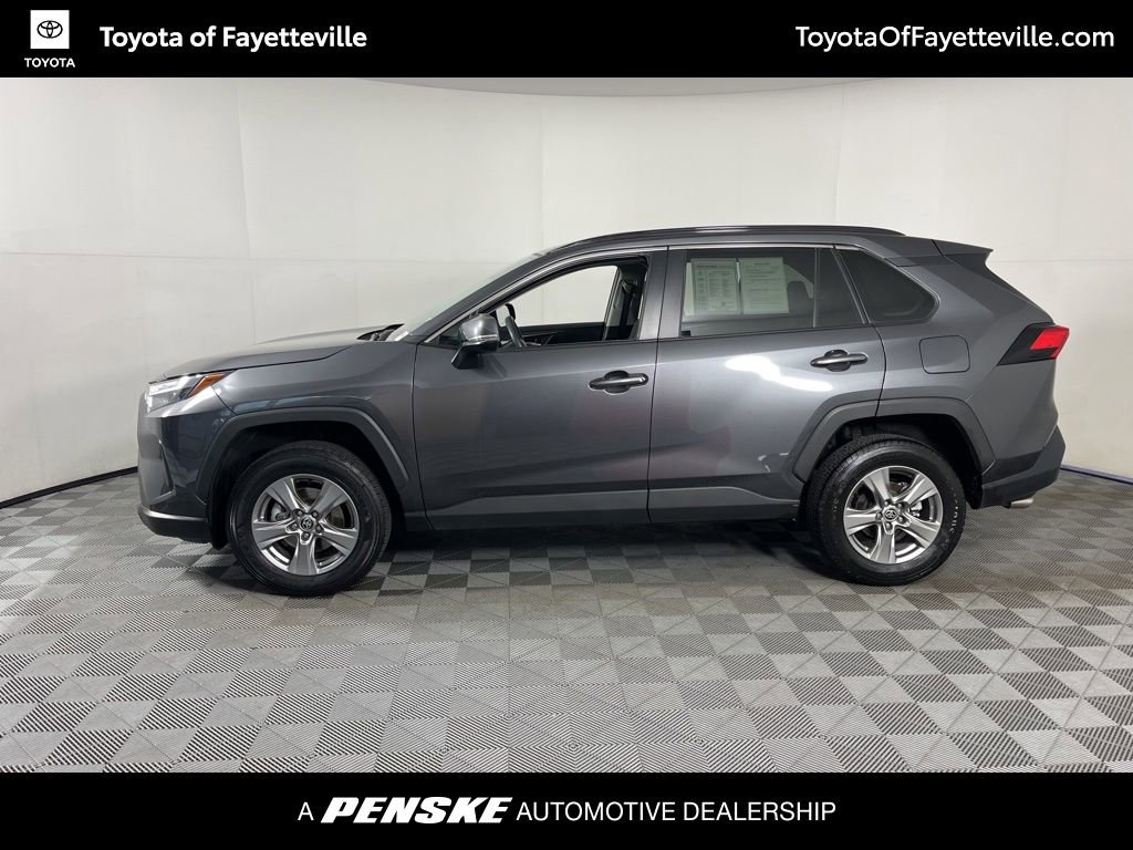 2024 Toyota RAV4 XLE photo 2