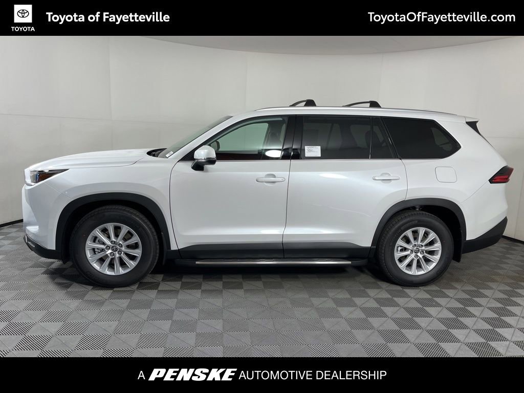 2026 Toyota Grand Highlander XLE photo 2