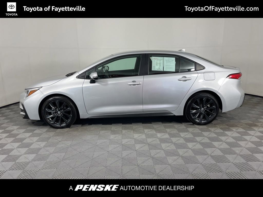 2024 Toyota Corolla SE photo 2
