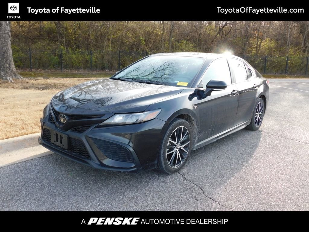 Used 2024 Toyota Camry SE Sedan