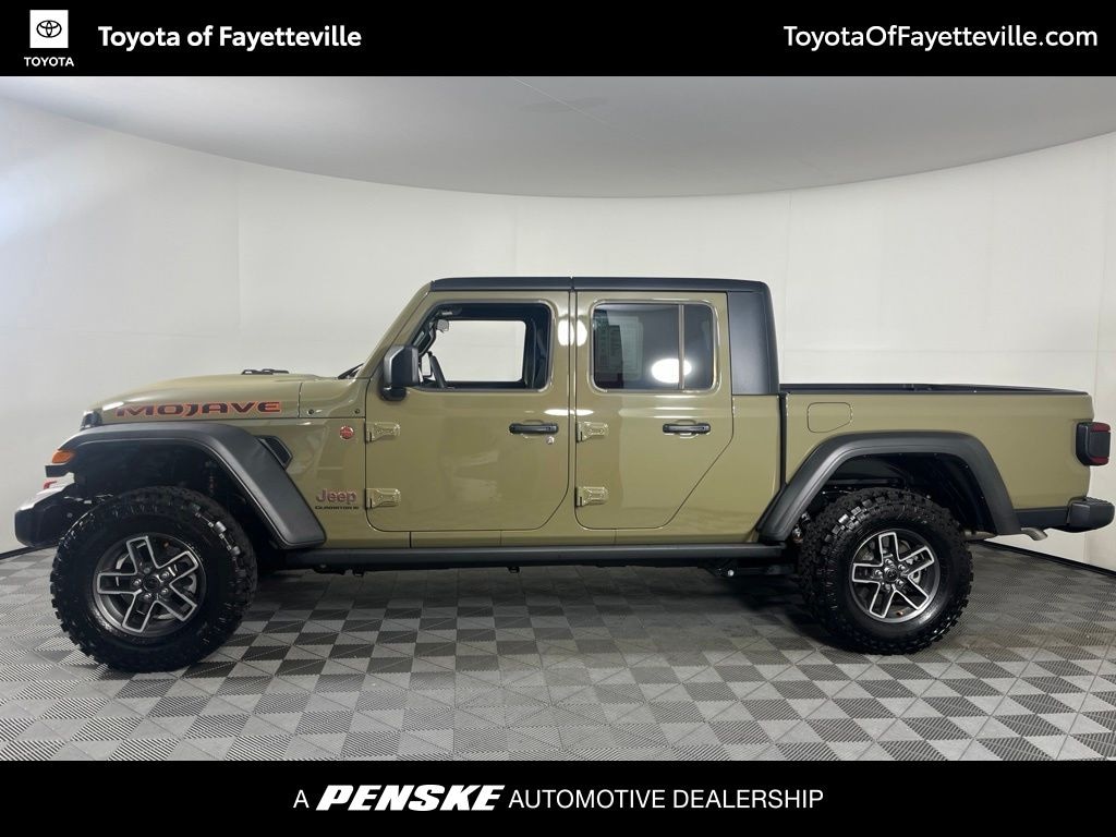 Used 2025 Jeep Gladiator Mojave Truck Crew Cab