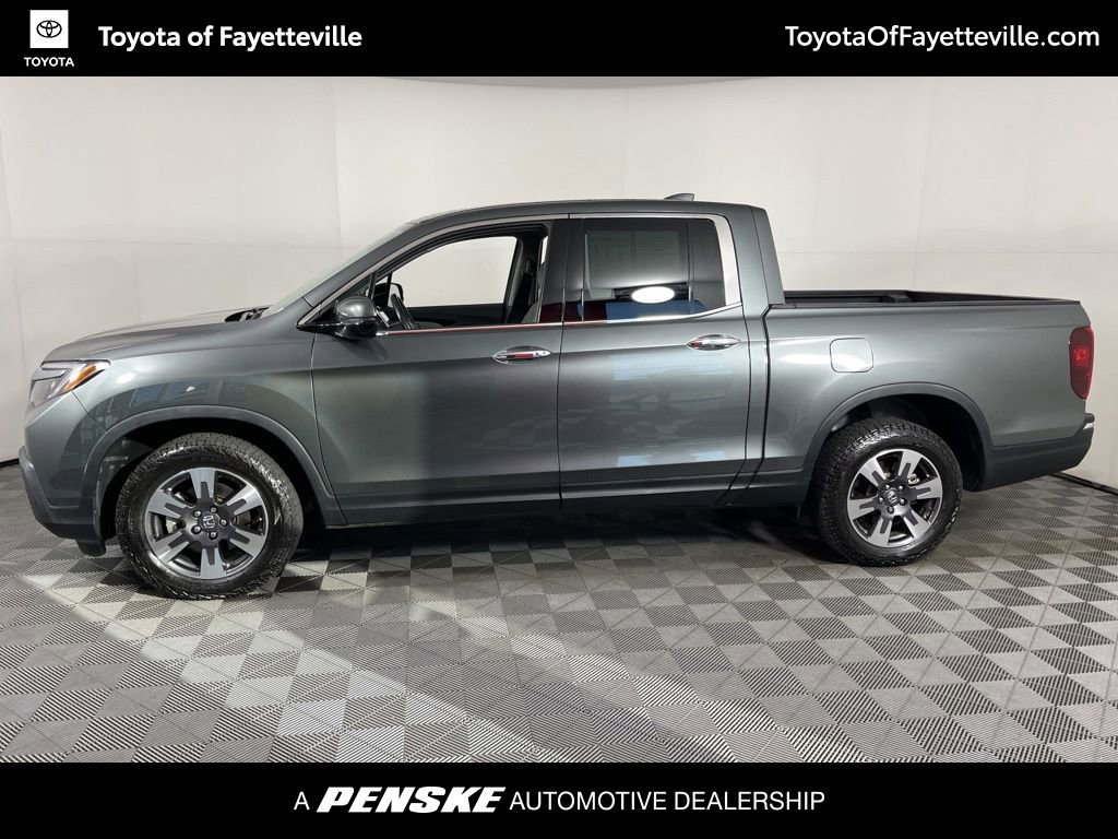 2017 Honda Ridgeline RTL-E photo 2