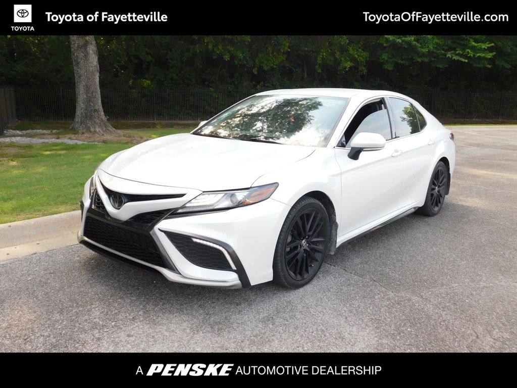 2023 Toyota Camry XSE's photo