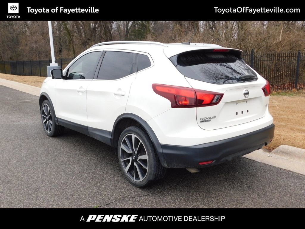 Used 2017 Nissan Rogue Sport SL SUV