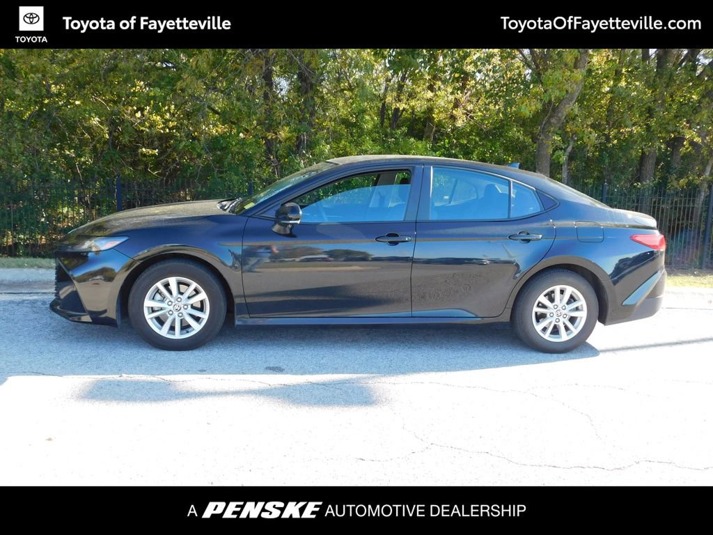 2025 Toyota Camry LE photo 2