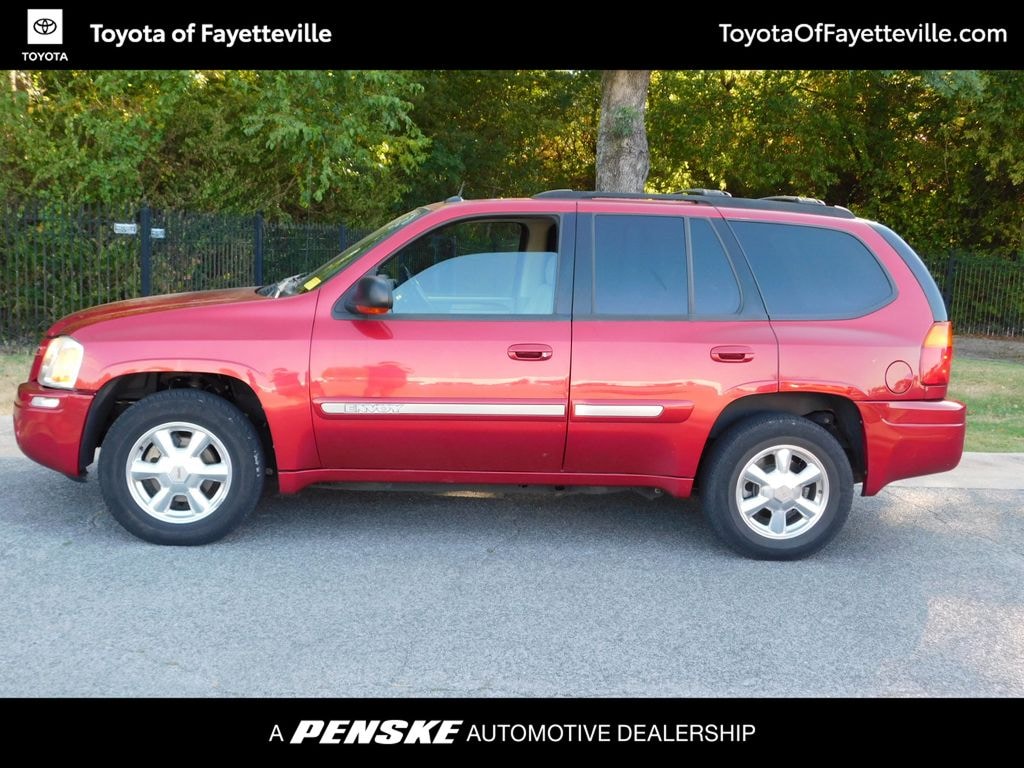 Used 2005 GMC Envoy SLT SUV