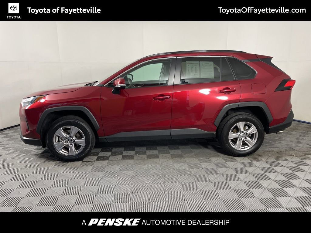 2023 Toyota RAV4 XLE photo 2
