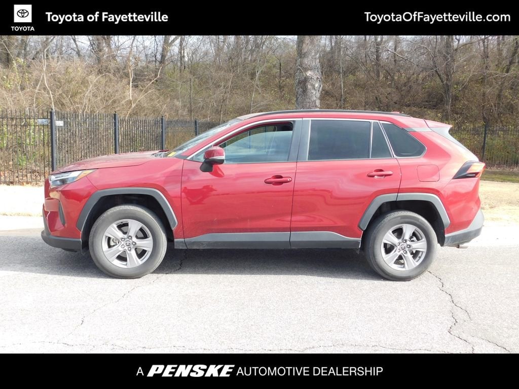 Used 2025 Toyota RAV4 XLE with VIN 2T3W1RFV0SW373231 for sale in Northfield, Minnesota
