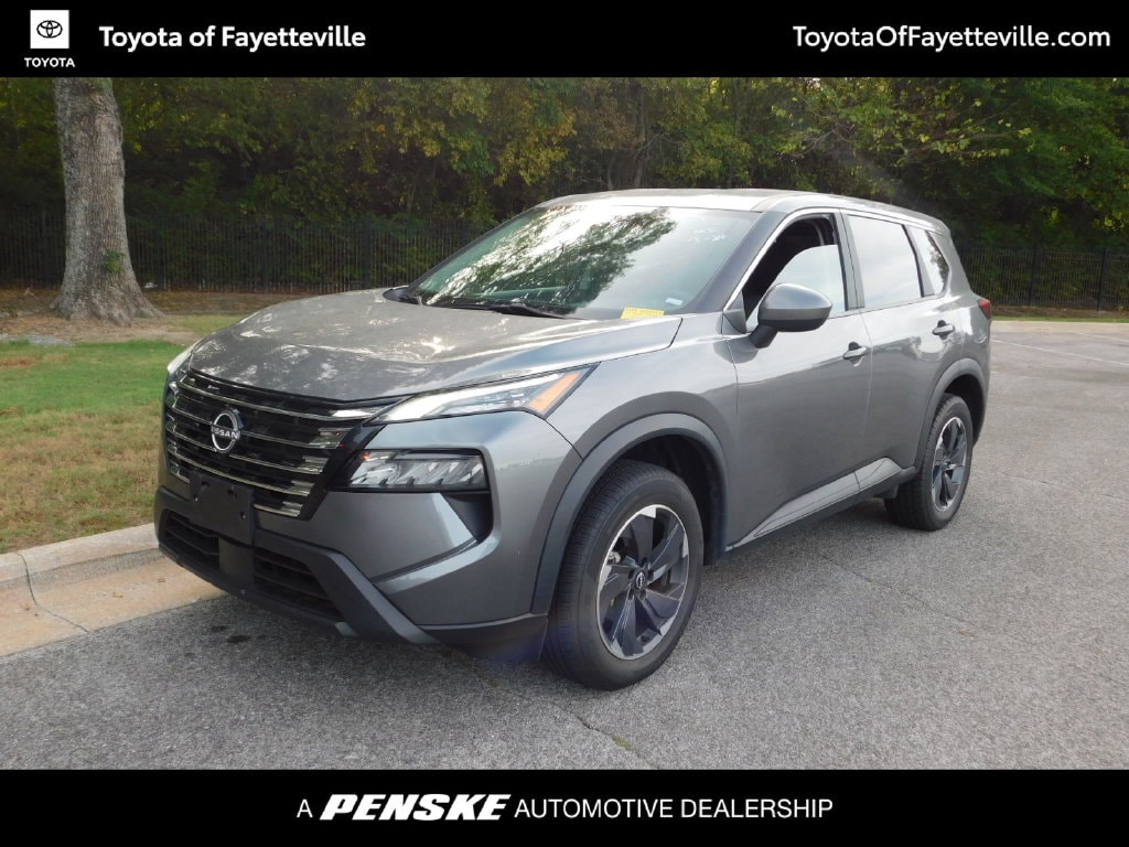 Used 2024 Nissan Rogue SV SUV
