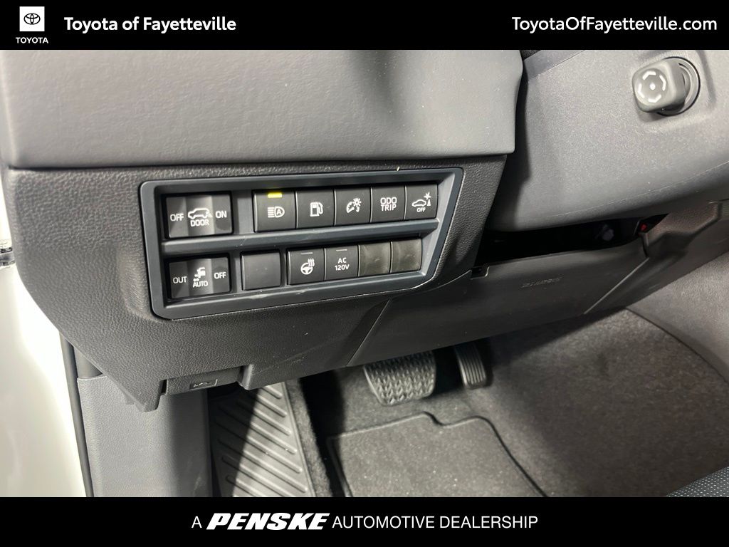 2026 Toyota Sequoia Platinum - Photo 26
