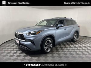 2023 Toyota Highlander XLE SUV
