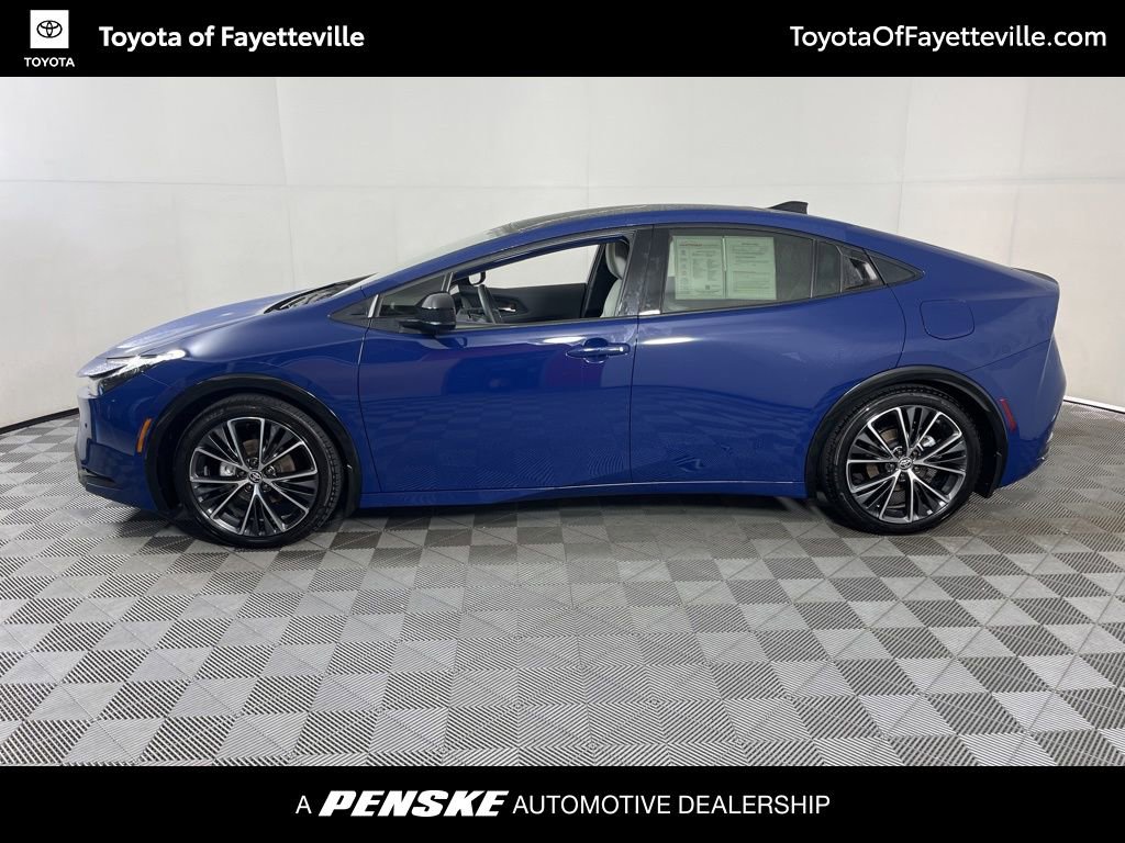 2024 Toyota Prius XLE photo 2