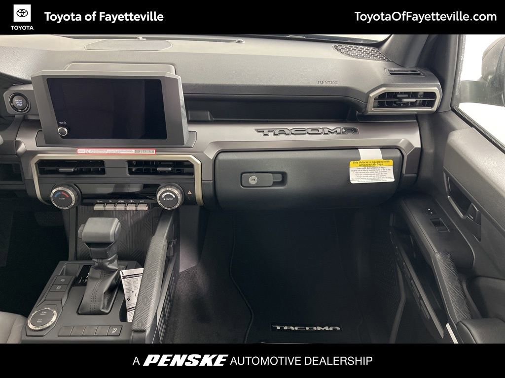2026 Toyota Tacoma SR5 - Photo 13