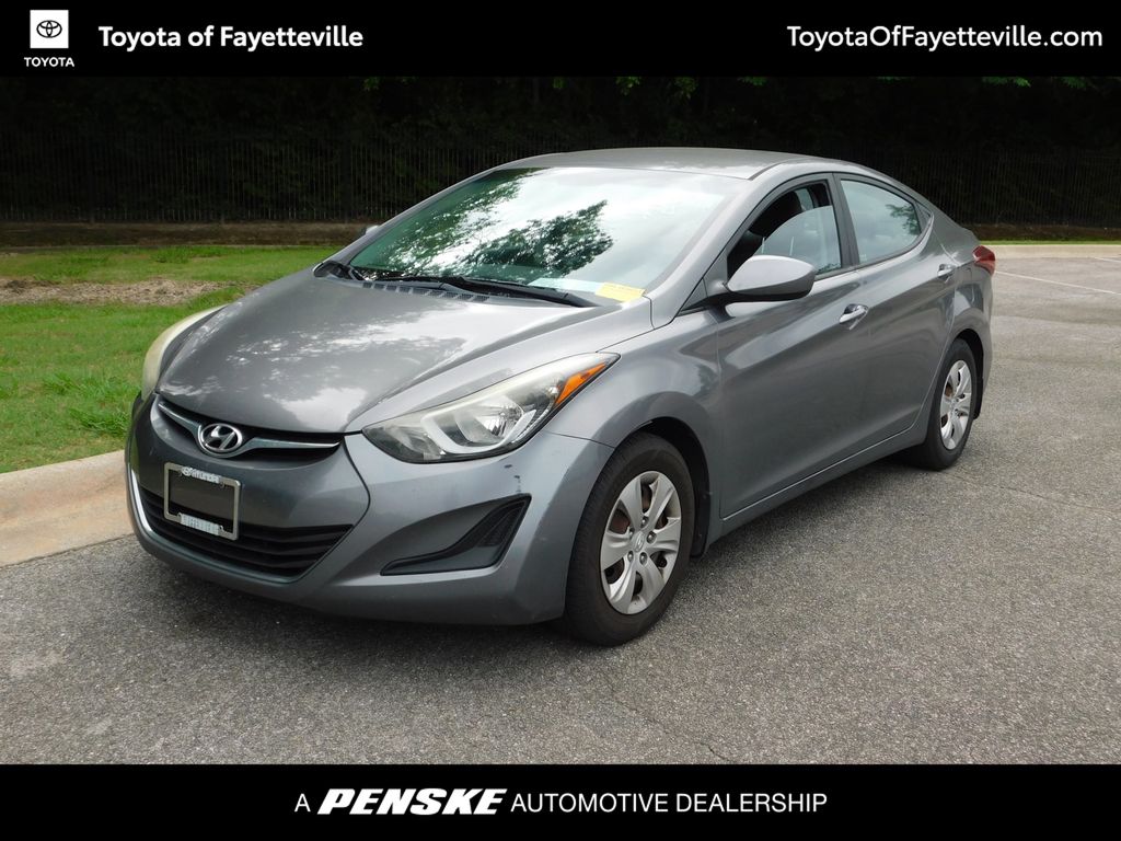 2016 Hyundai Elantra 1.8 SE M/T's photo