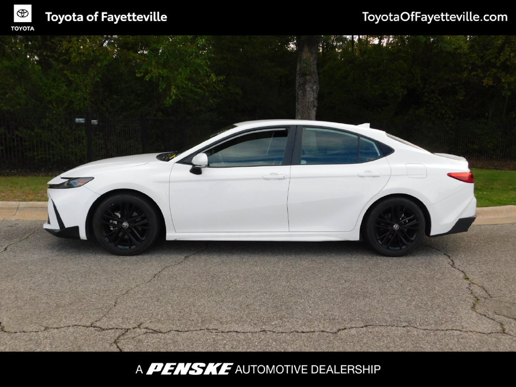 Used 2025 Toyota Camry SE Sedan