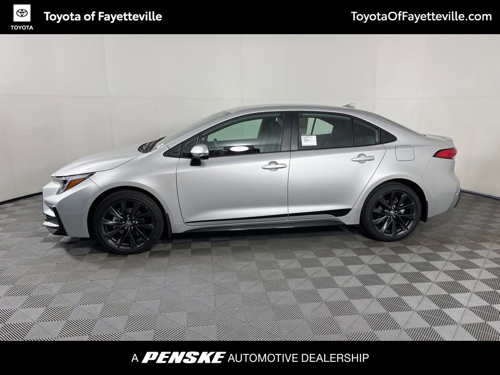 2026 Toyota Corolla SE photo 2