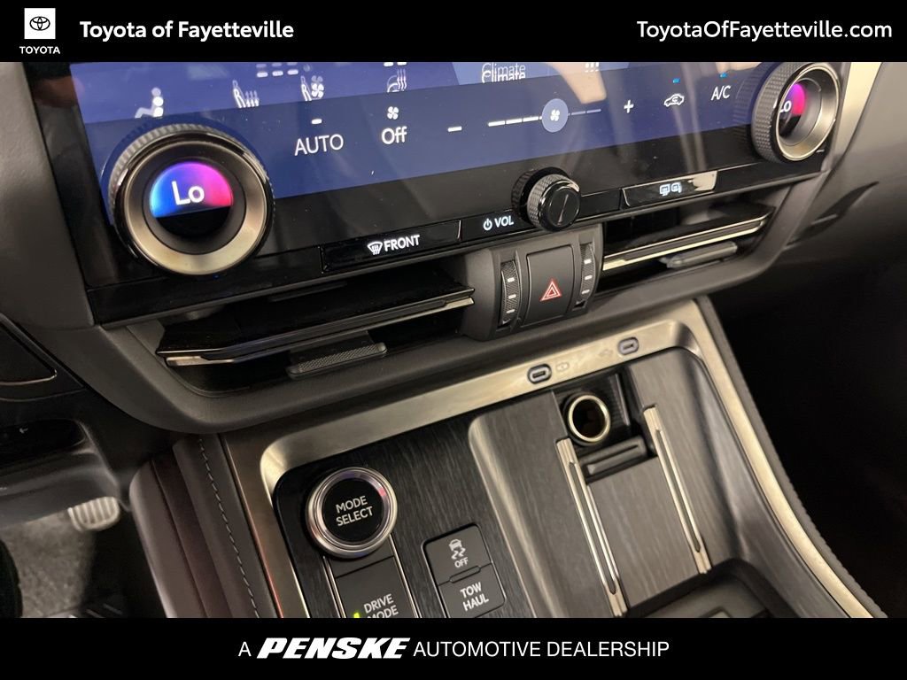 2024 Lexus GX Luxury - Photo 32