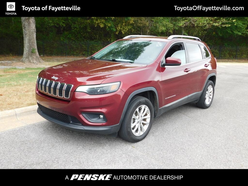 Used 2019 Jeep Cherokee Latitude SUV