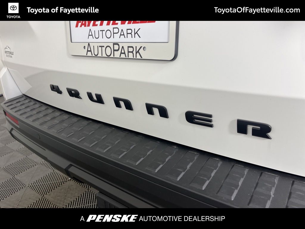 2026 Toyota 4Runner TRD Off-Road - Photo 18