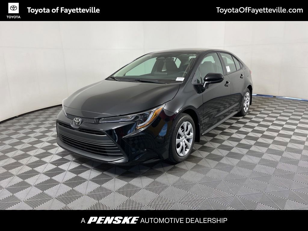2026 Toyota Corolla LE's photo