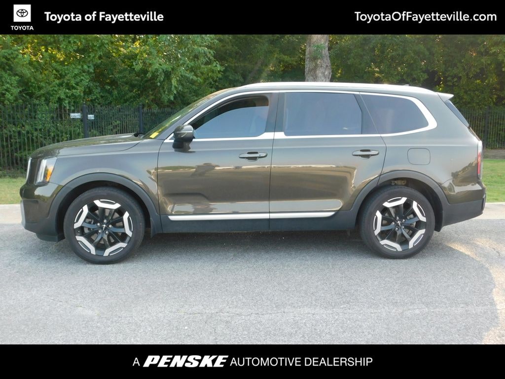 Used 2023 Kia Telluride EX SUV