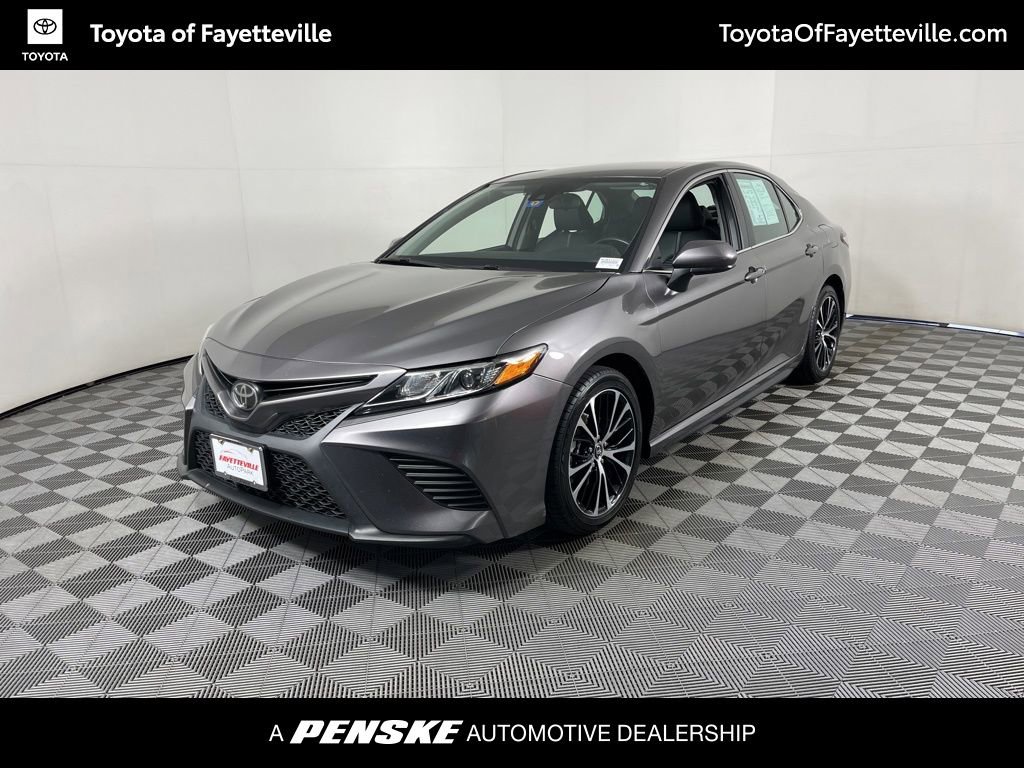 2019 Toyota Camry SE