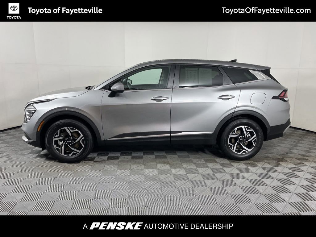 2025 Kia Sportage LX photo 2