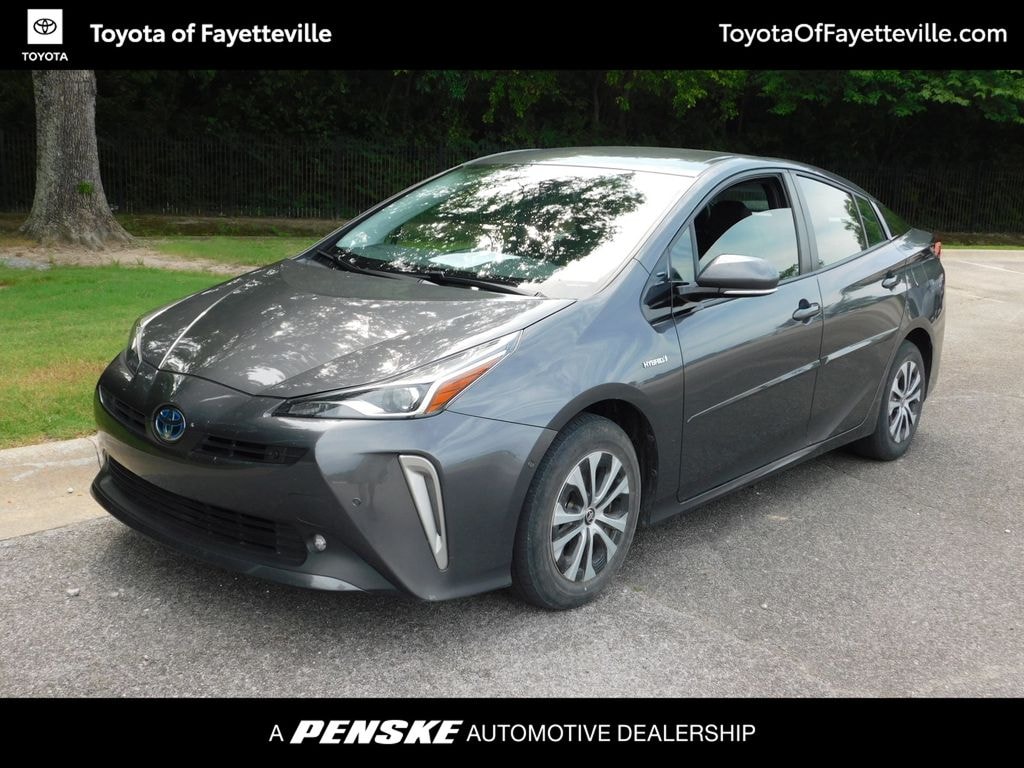 Used 2020 Toyota Prius XLE AWD-e Hatchback
