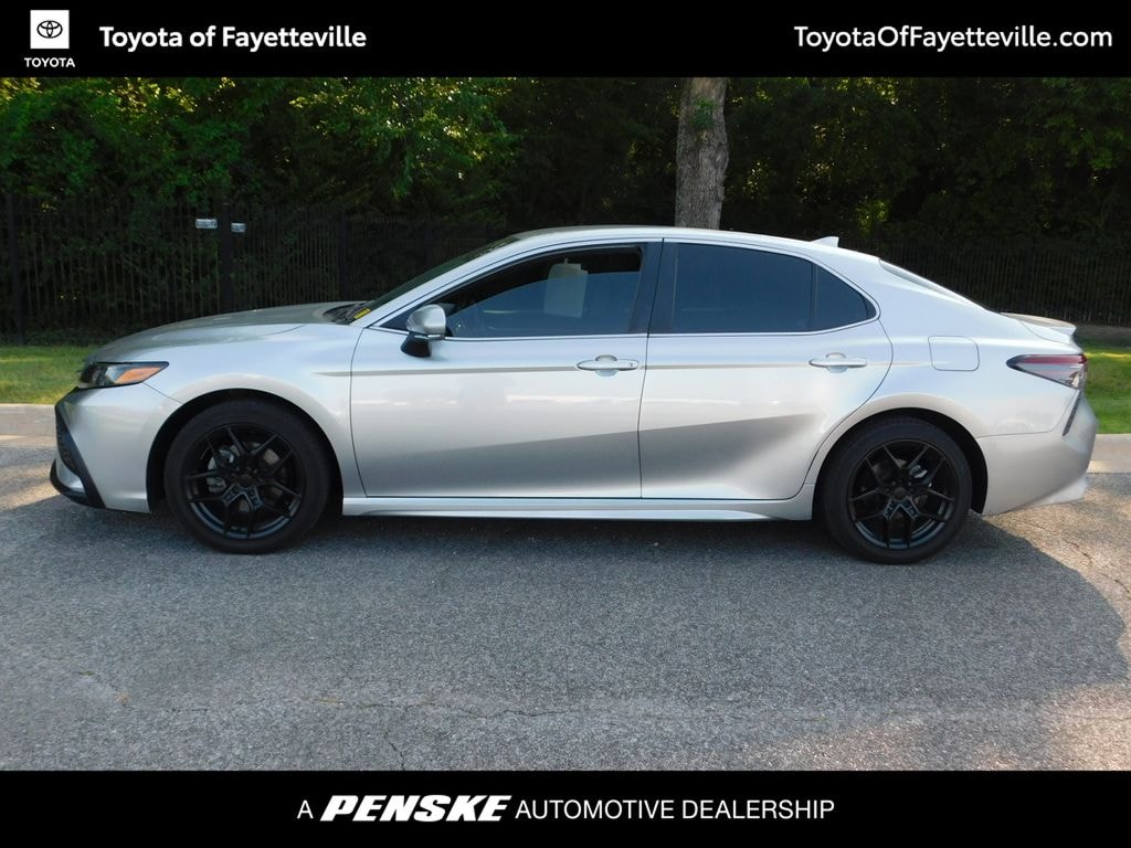 Used 2023 Toyota Camry SE Sedan