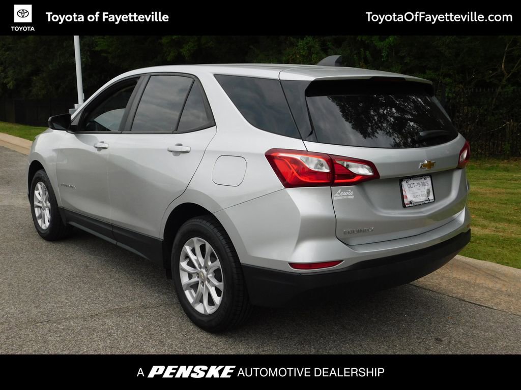 2020 Chevrolet Equinox LS photo 3