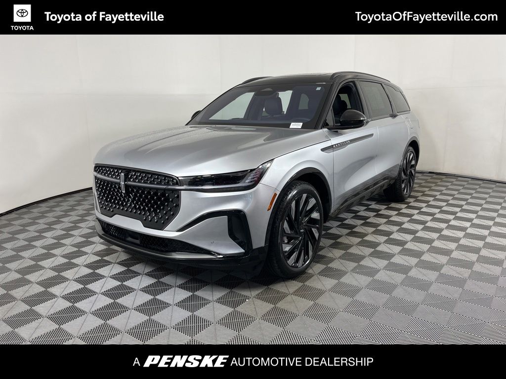 2025 Lincoln Nautilus Reserve AWD's photo