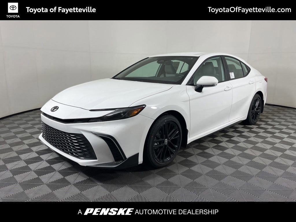 2026 Toyota Camry SE's photo