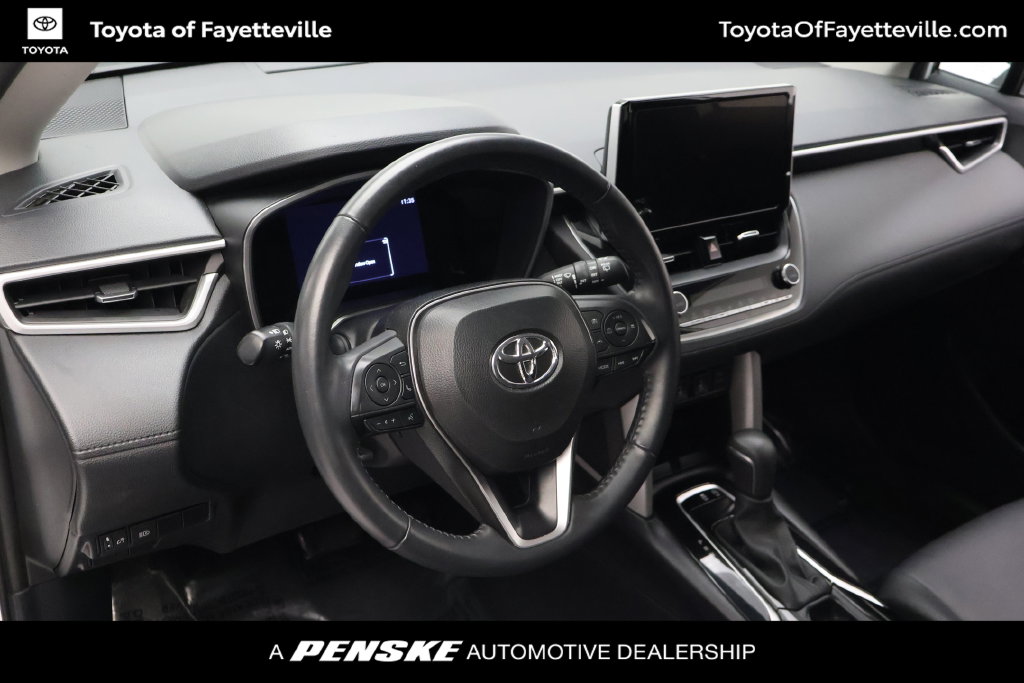 Used 2025 Toyota Corolla Cross XLE SUV