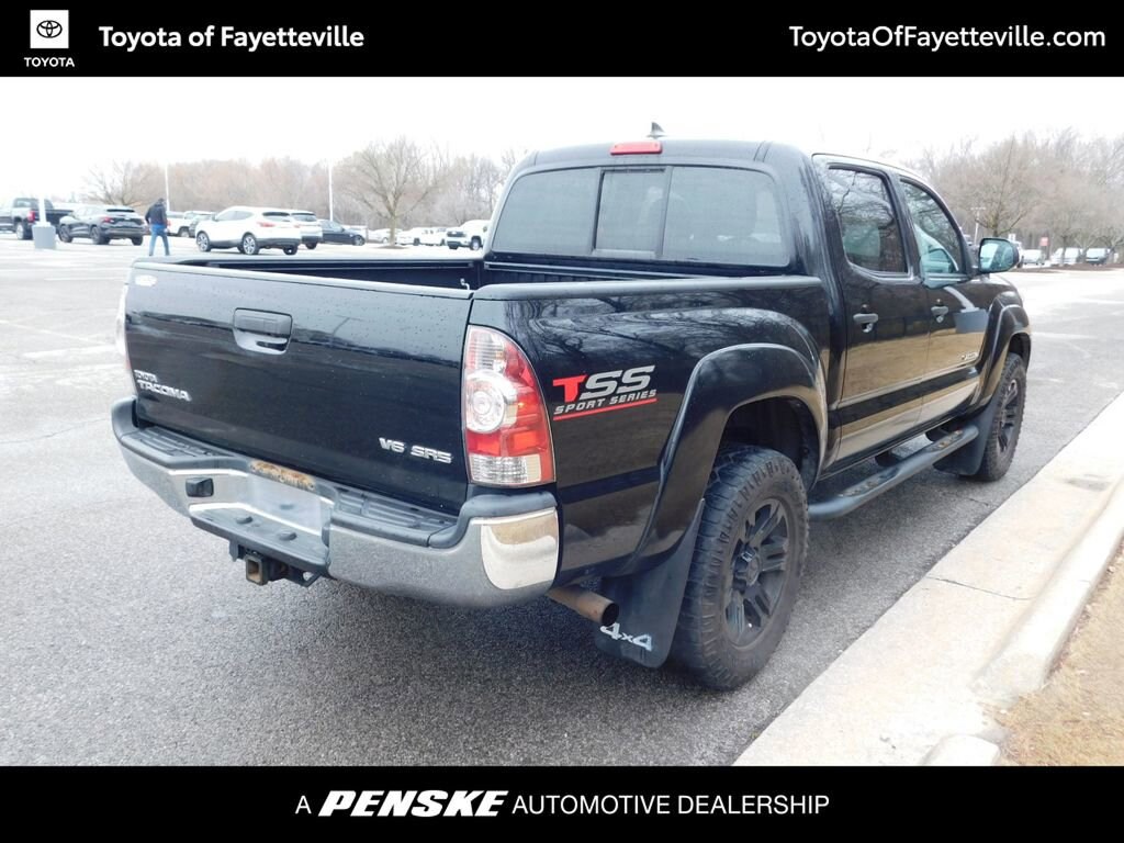 Used 2015 Toyota Tacoma Base Truck Double Cab