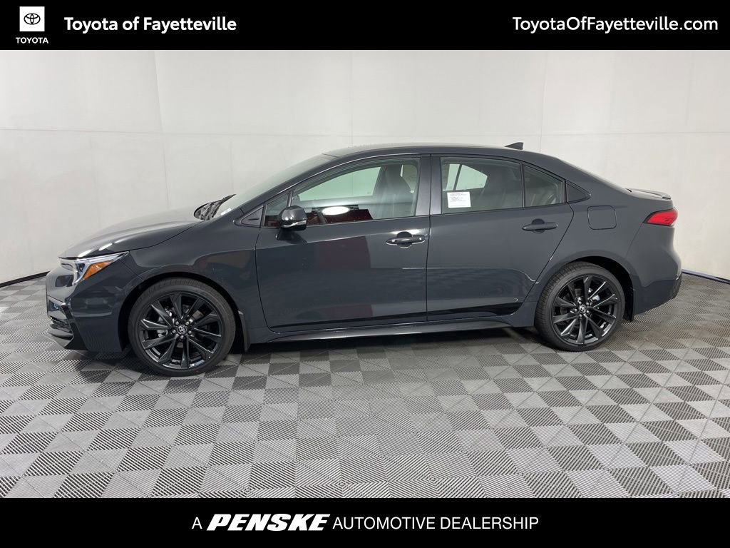 2026 Toyota Corolla SE photo 2