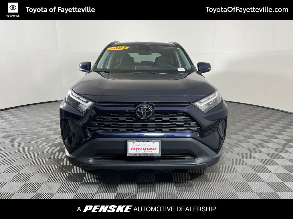2024 Toyota RAV4 XLE - Photo 7